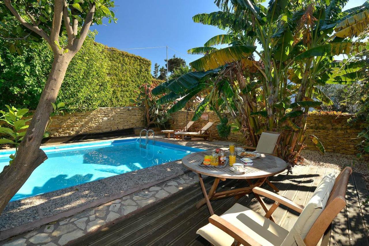 Kamares Private Pool Kondomarion