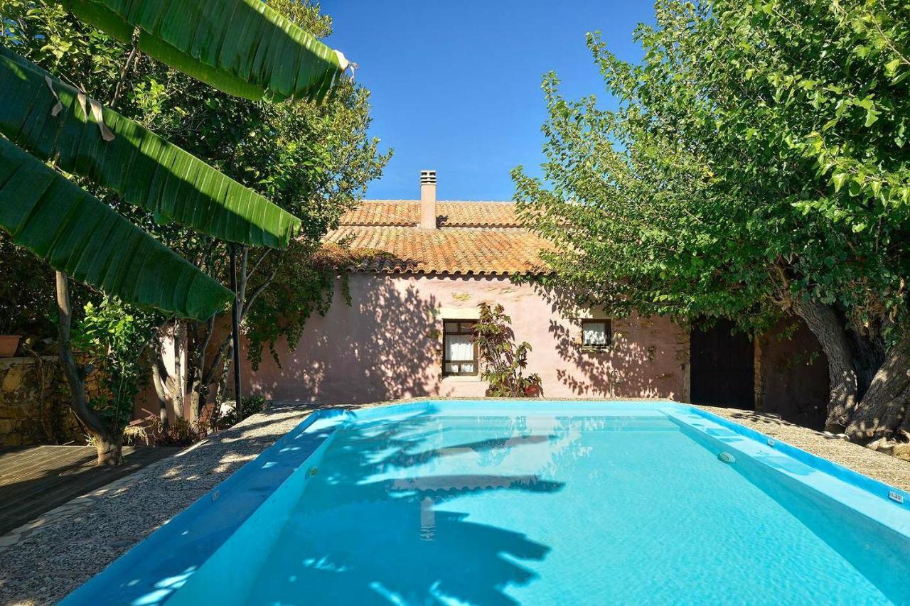 Kamares Private Pool Kondomarion